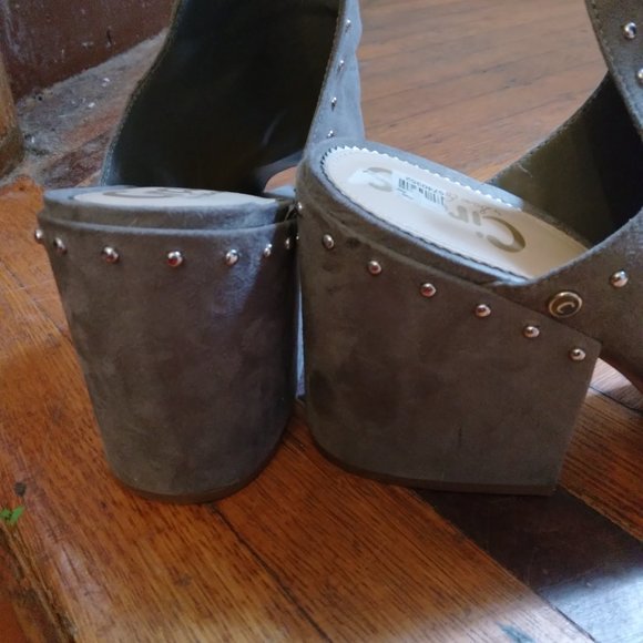 🔥5/$20 CIRCUS FAUX SUEDE CHUNKY HEEL - Picture 5 of 5